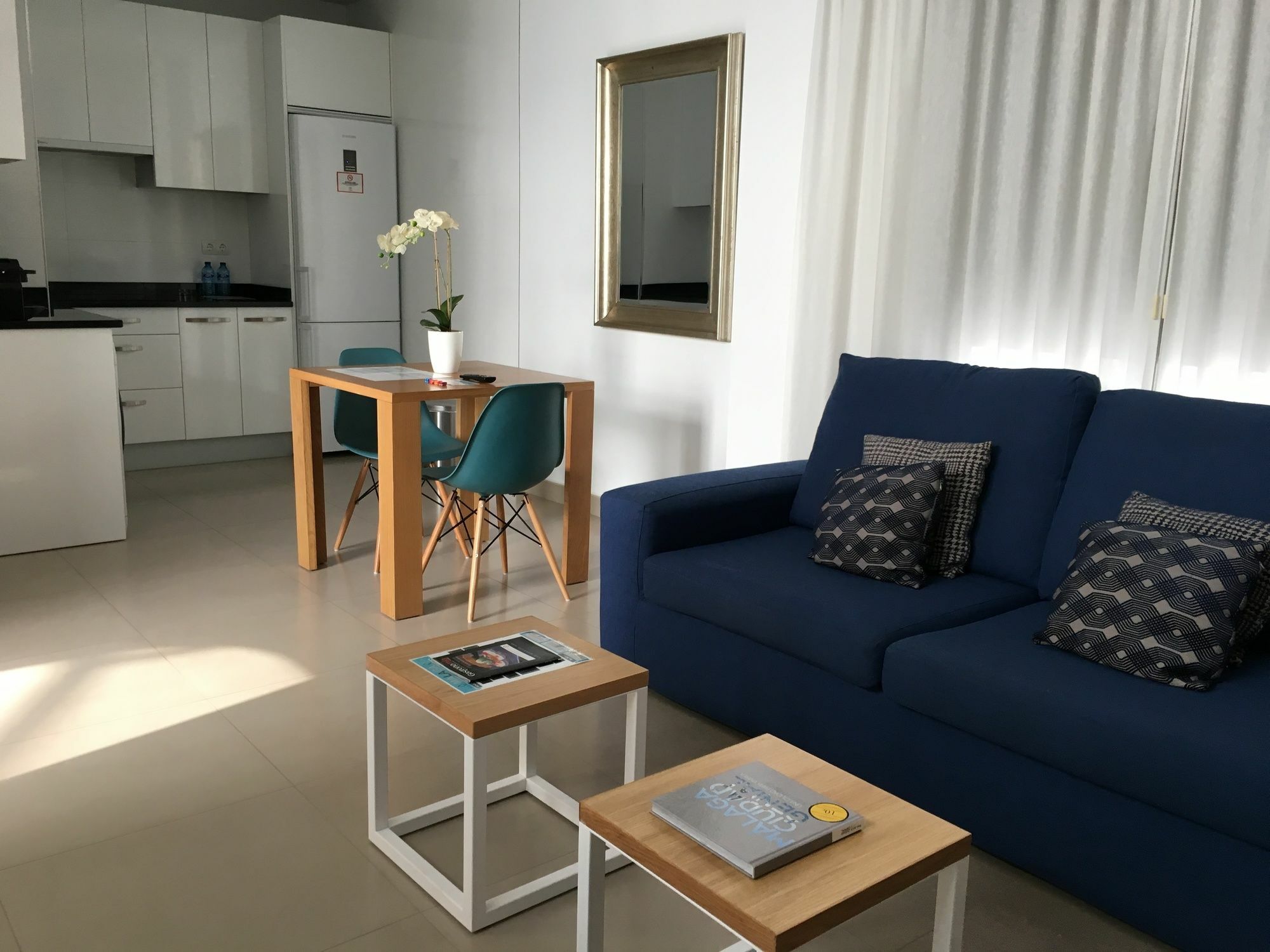 Suites Del Pintor Malaga Luaran gambar